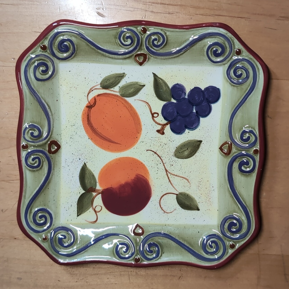 Medici by Tabletops Gallery 8" Salad Plate Green w Fruits & Purple Scrolls EUC
